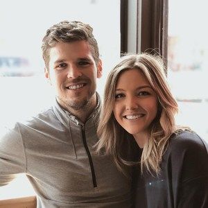 Meet your Posher, Abigail